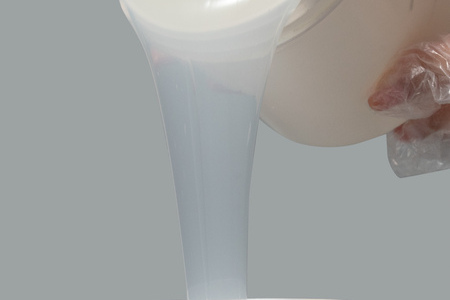 自润滑液体硅橡胶MY LSR 3053Y-2.5